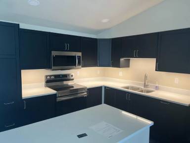 Main picture of 1074 Rainbow Blvd