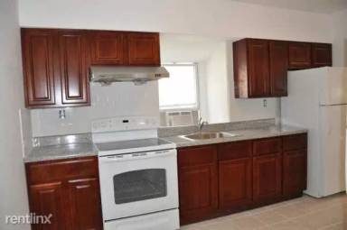 Main picture of 267 New York Ave