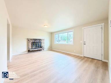 Main picture of 11104 Ainsworth Ave S