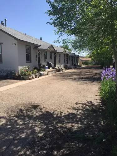 Main picture of 174 N 7th Ave