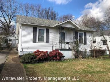 Main picture of 2907 Franklin Ave NW