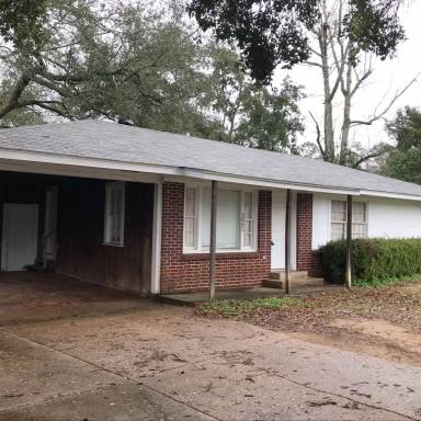 Main picture of 2805 S Vienna St