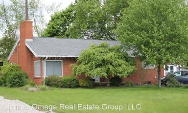 Main picture of 667 Lindaire Ln E