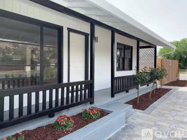 Main picture of 641 Toyon Ave