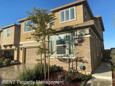 Main picture of 1608 Lion St
