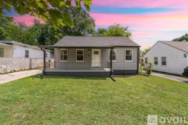 Main picture of 2624 Woodbine Ave