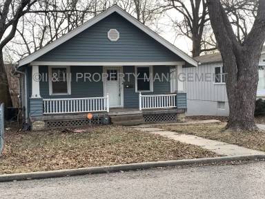 Main picture of 4303 Booth St