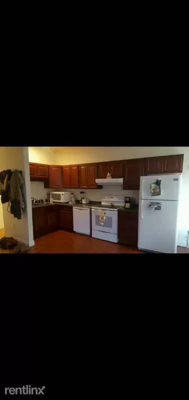 Main picture of 11 Cedar Ct