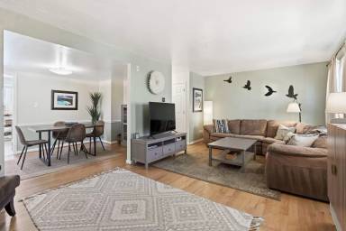 Main picture of 9100 Omar Ct