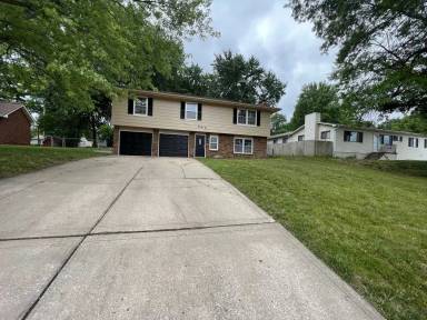 Main picture of 843 W Kansas St