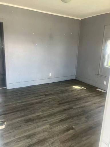 Main picture of 1004 W Morrison St