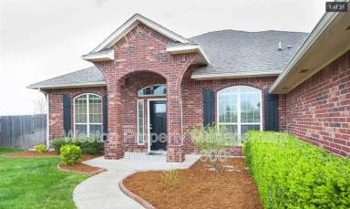 Main picture of 19136 Cottonwood Ct