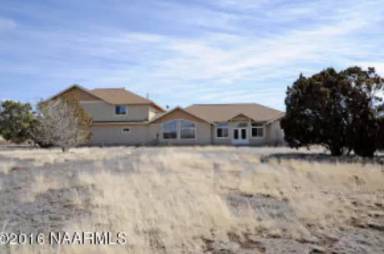Main picture of 5175 Wade Ln