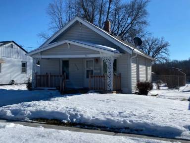 Main picture of 1514 W 29th St
