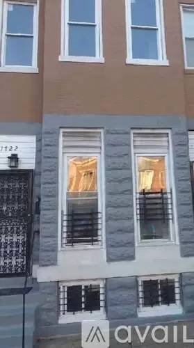 Main picture of 1726 N Monroe St