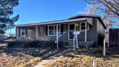 Main picture of 3713 Noble Dr