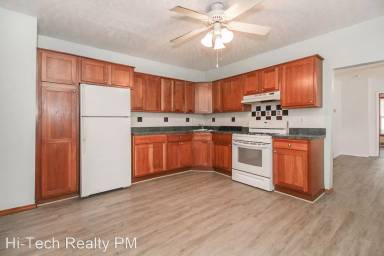 Main picture of 2116 W 32nd St