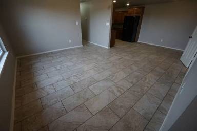 Main picture of 2121 Plum Creek Ln