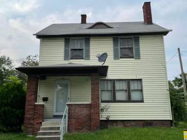Main picture of 1004 Gordon St