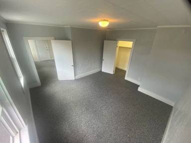 Main picture of 2022 Plain St