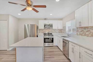 Main picture of 1941 Dunning Cir