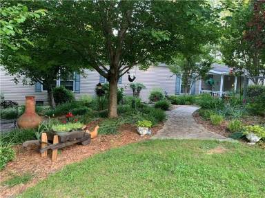 Main picture of Private Address Blue Bird Hl Rd