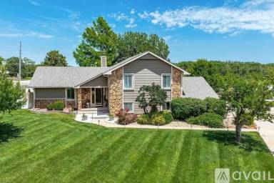 Main picture of 114 Pineview Dr