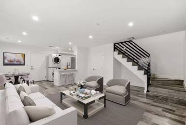Main picture of 10853 Hartsook St