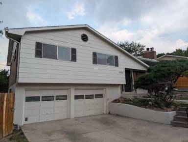 Main picture of 2988 W Fontanero St