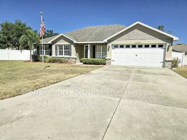 Main picture of 1930 Saddlewood Ct