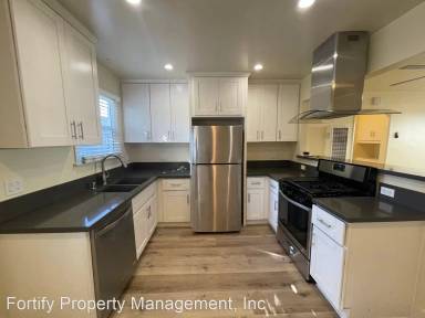 Main picture of 427 W Queen St