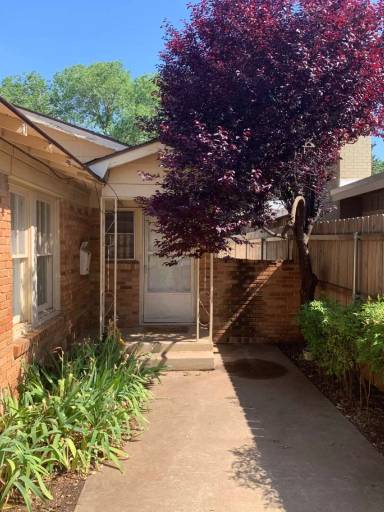 Main picture of 2804 20th St