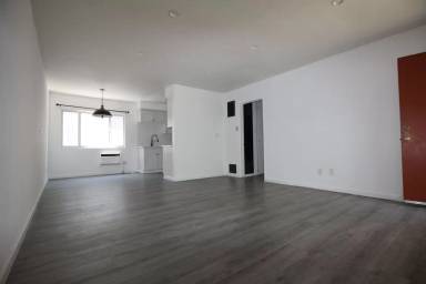 Main picture of 7121 Woodman Ave