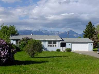 Main picture of 22285 Frontage Rd