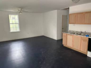 Main picture of 156 Hemley Ave