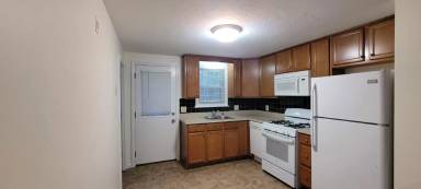 Main picture of 45 Cobb Dr