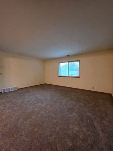 Main picture of 2665 N 93rd St