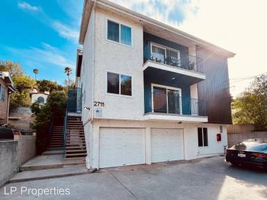 Main picture of 2711 Glendale Blvd