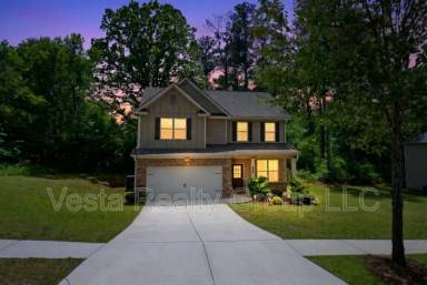 Main picture of 214 Patriots Way