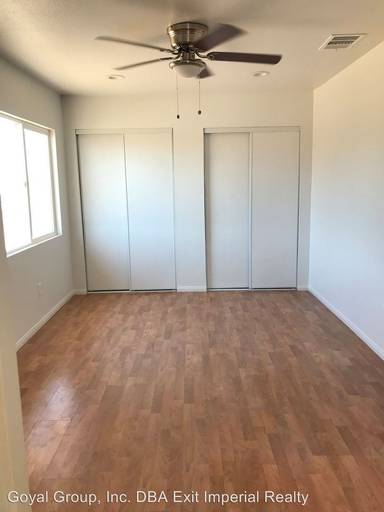 Main picture of 145 W California St