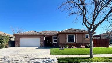 Main picture of 400 Pisa St