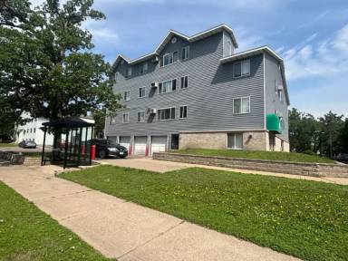 Main picture of 627 5th Ave S