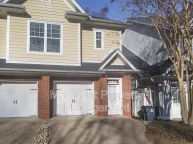 Main picture of 16 Edge Ct