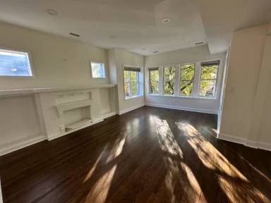 Main picture of 1427 N Laramie Ave