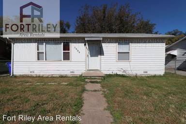 Main picture of 1032 W 14th St