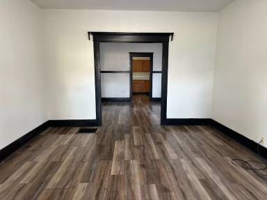 Main picture of 1618 Berry Blvd