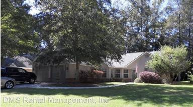 Main picture of 11 Cove Ct