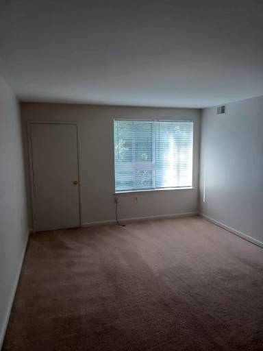 Main picture of 231 Chalmers Court 2D