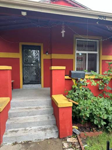 Main picture of 2934 Glenarm Pl