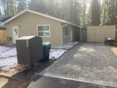 Main picture of 568 James Ave
